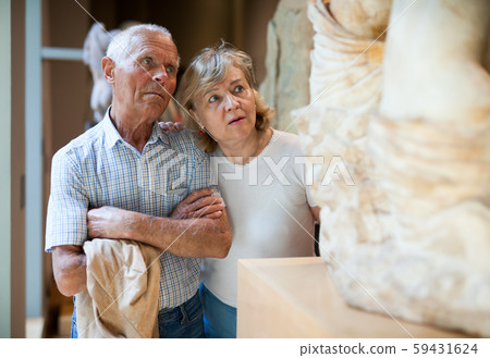 Man and woman visiting museum 59431624