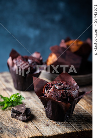 Dark chocolate muffin 59442671