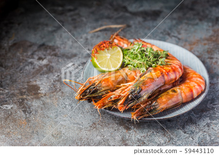 Fresh Tiger Prawns 59443110