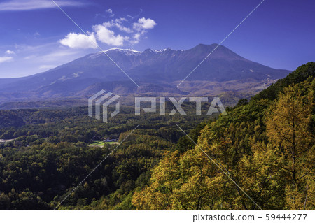 （長野）從庫佐山口看秋天的雪峰 59444277