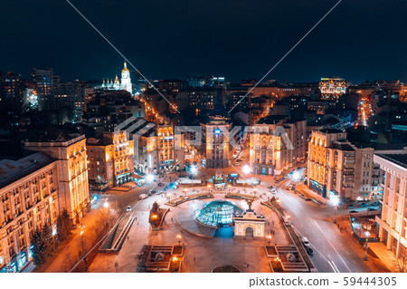 Maidan Nezalezhnosti is the central square of the capital city of Ukraine 59444305