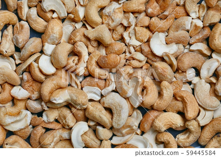 Cashews in a jar 59445584
