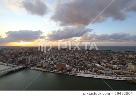 Niigata, 新潟市, 從Befco Bakauke展望台看到的新潟市 59452804