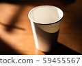 紙杯在陽光下的影子 59455567