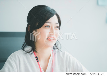 grinning, smile, smiling 59463173