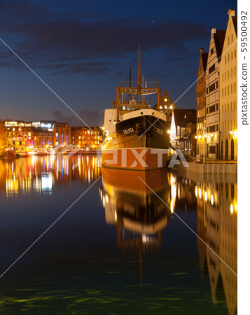 River Motlawa and ship in Gdansk by night 59500492