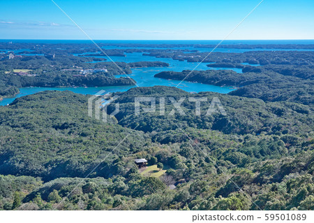 【從伊勢志摩橫山展望台眺望英虞灣】三重縣志摩市英虞町宇形 59501089