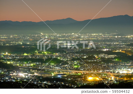 Morning glow, Mt. Takami and night view (Oji-cho, Kitakatsugi-gun, Nara) 59504432