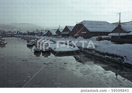 Old photo / Otaru Canal in the 1950s 59509843