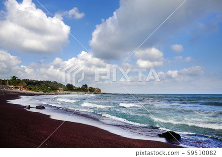 Jeju island sea, blue sky Jeju island sea, blue sky 59510082