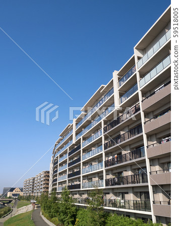 住宅區的大型公寓 59518005