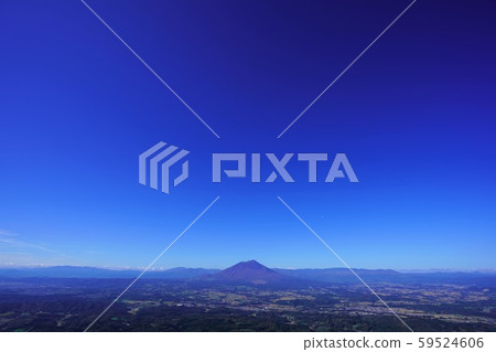 岩手山和Himegamiyama的藍天 59524606