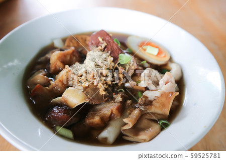 noodle, Chinese noodle or pork noodle 59525781