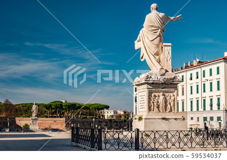 The statue of Grand Duke Ferdinand III on Piazza The statue of Grand Duke Ferdinand III on Piazza 59534037