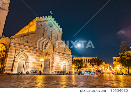 Messina cathedral by night, Sicily. 59534080