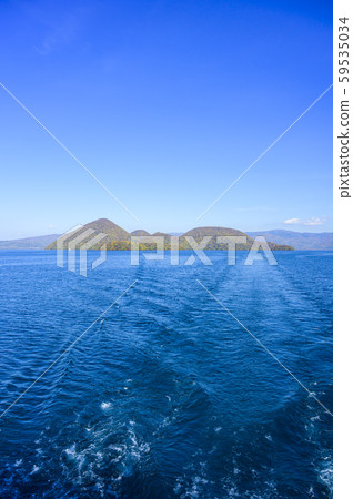中島洞爺湖（從觀光船眺望） 59535034