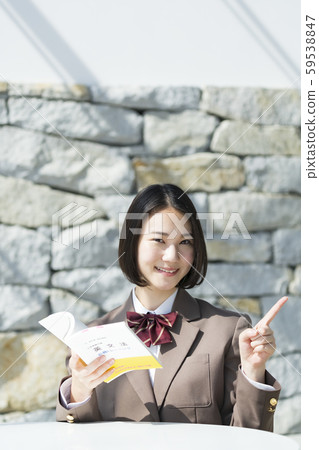 智能手機的高中女孩 59538847