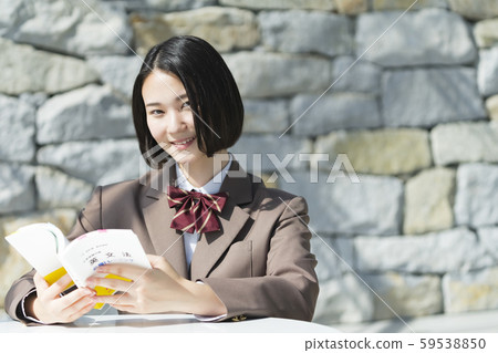 智能手機的高中女孩 智能手機的高中女孩 59538850