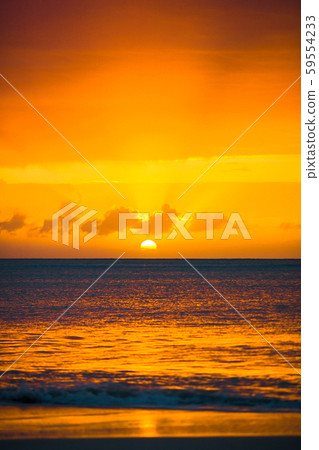 Amazing beautiful sunset on an exotic caribbean beach Amazing beautiful sunset on an exotic caribbean beach 59554233
