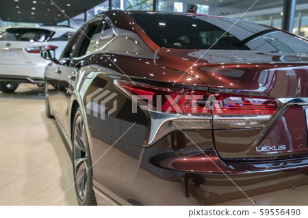 Sporting sport named F sports dressed up with exclusive exterior, aero parts and wheels Sporting sport named F sports dressed up with exclusive exterior, aero parts and wheels 59556490