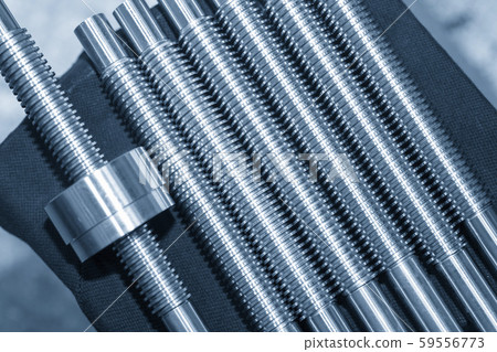 The spare parts of the lead ball screw . The spare parts of the lead ball screw . 59556773