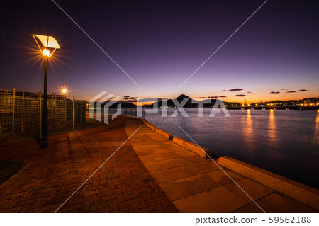 <佐世保第五大道夜景>左舷露台的日落和夜景 <佐世保第五大道夜景>左舷露台的日落和夜景 59562188