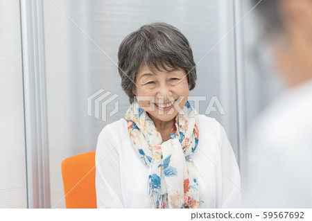 senior, female, females 59567692