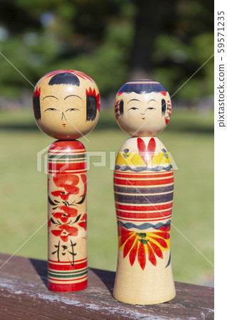 Kokeshi 59571235