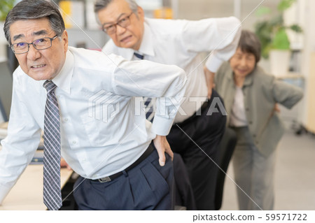 business man, back ache, lower back pain 59571722