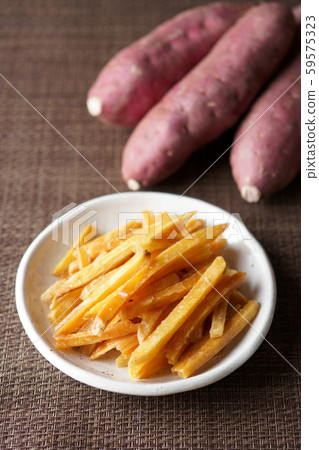 Sweet potato chips Sweet potato chips 59575323
