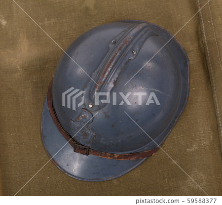 french military helmet of the First World War 59588377