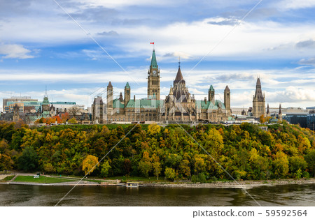 Autumn view of Parliament Hill and Ottawa River in Autumn view of Parliament Hill and Ottawa River in 59592564