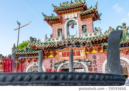 越南會安福建廳的大型香爐 59593688