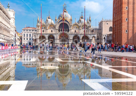 San Marco square at sunrise. Venice, Italy 59594122