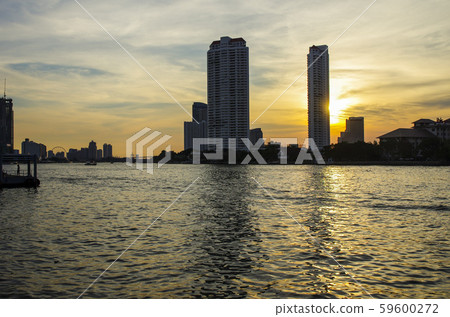 Dusk of the Chao Phraya River 59600272