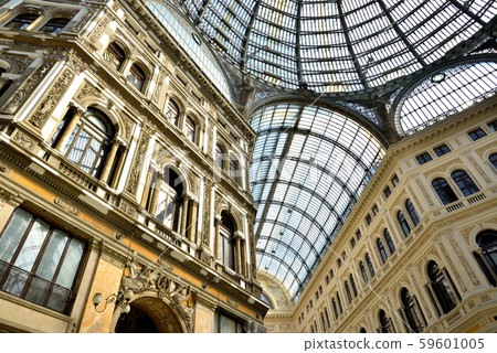 意大利那不勒斯廣場翁貝託一世那不勒斯商場 59601005