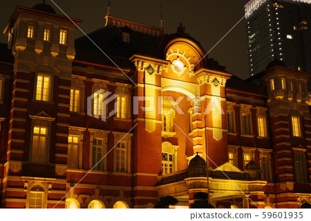 東京站在晚上 59601935