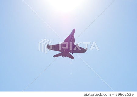 EA-18G抓草機接近橫田空軍基地 59602529