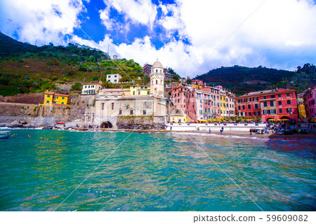 Vernazza, a village in the Cinque Terre, italy Vernazza, a village in the Cinque Terre, italy 59609082