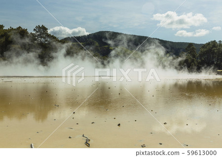 New Zealand Wai-o-Tapu Artist Palette and Champagne Pool 59613000