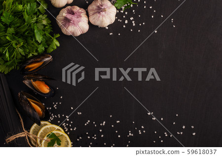 Seafood pasta with clams spaghetti vongole 59618037