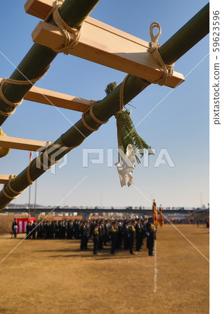 第一梯子 59623596