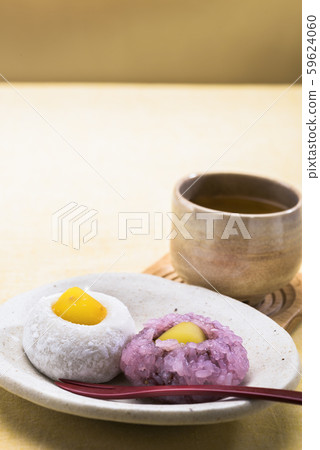 Chestnut Daifuku and Chestnut Chomyoji 59624060