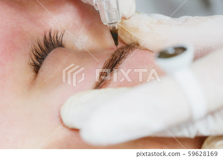 Permanent makeup, tattooing of eyebrows Permanent makeup, tattooing of eyebrows 59628169