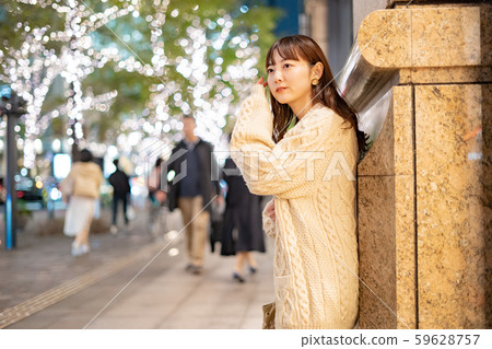 等待約會的女人 等待約會的女人 59628757