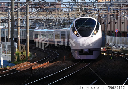 E657 series limited express E657 series limited express 59629112