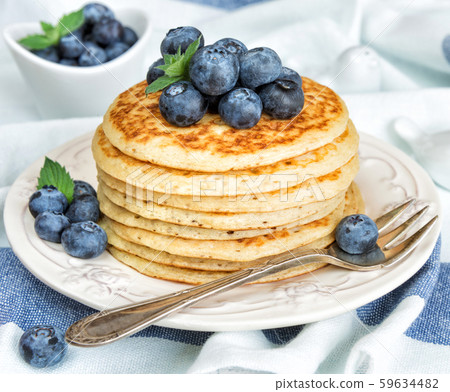 Pancakes with blueberries 59634482