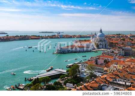 威尼斯聖馬克廣場，從鐘樓的視圖聖瑪麗亞德拉致敬 59634803