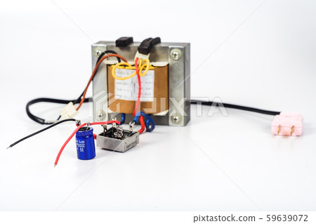 Tranfromer AC power to DC power with diode bridge 59639072