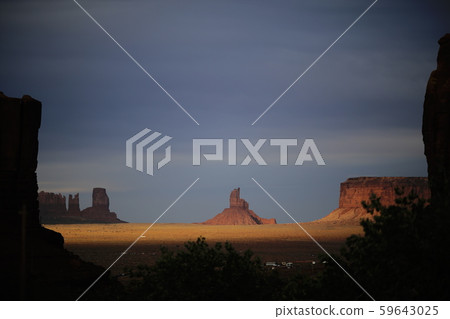 Monument Valley 59643025